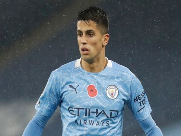 Các hậu vệ cánh phải hay nhất thế giới – Joao Cancelo