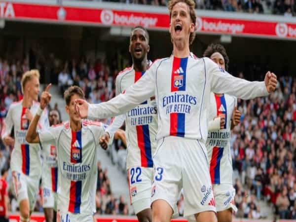 Phong độ, lịch sử đối đầu Lyon vs RB Salzburg Phong độ, lịch sử đối đầu Lyon vs RB Salzburg